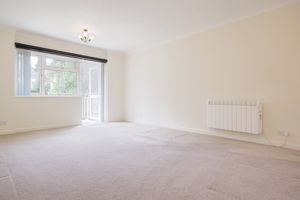 Lounge/Diner- click for photo gallery